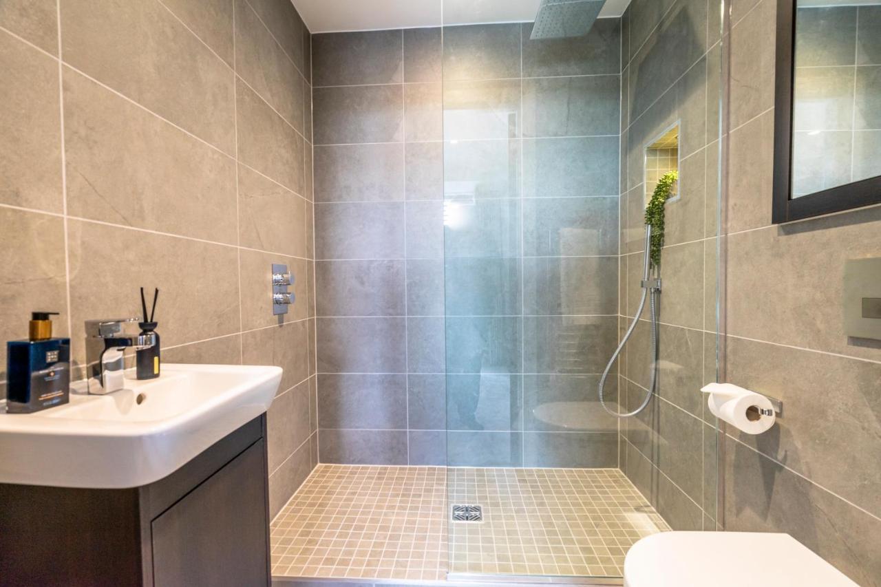 Waterside Retreat @ Ryedale House Apartment York Bagian luar foto